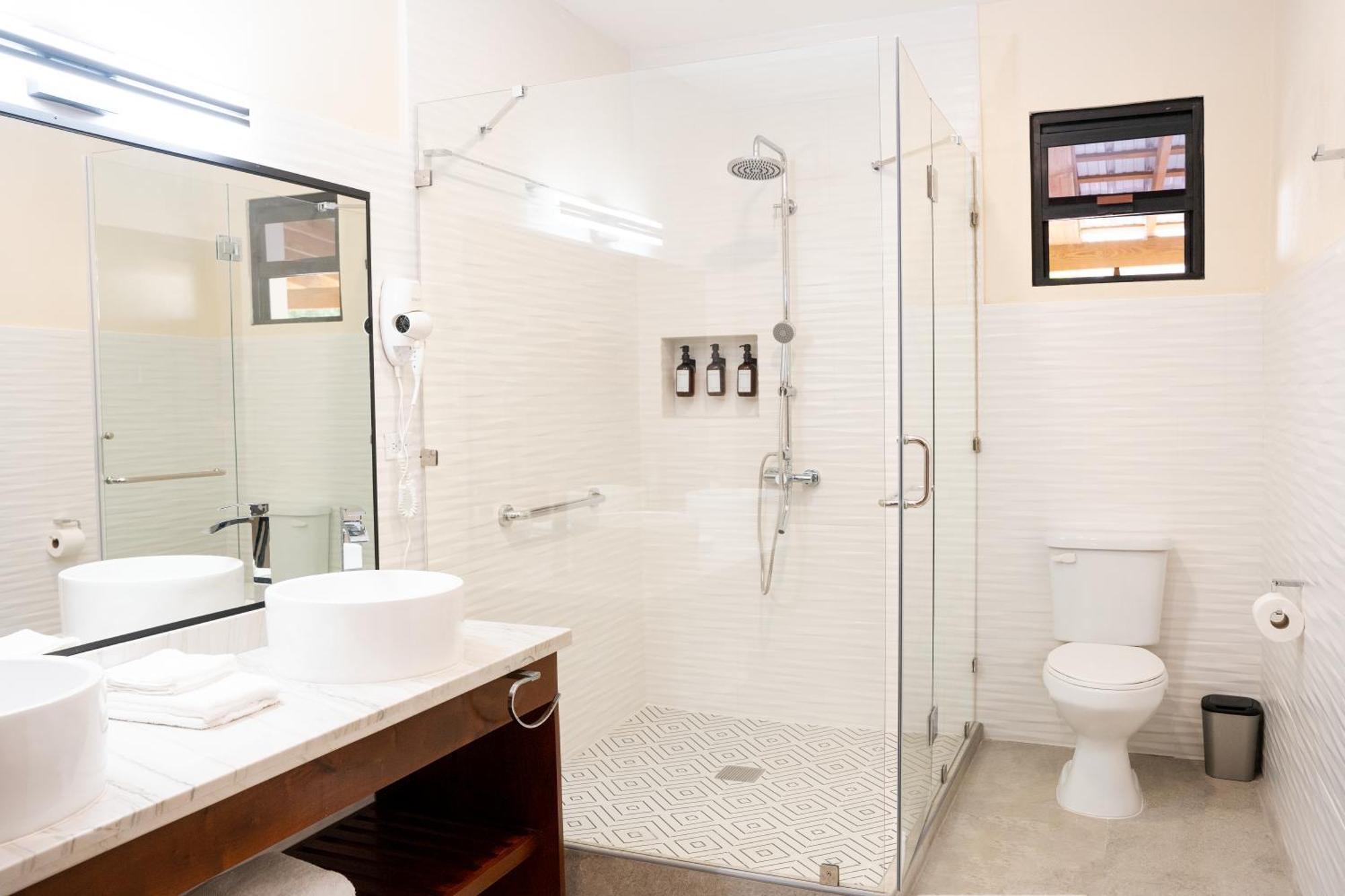 The West House Boutique Hotel San Ignacio Buitenkant foto